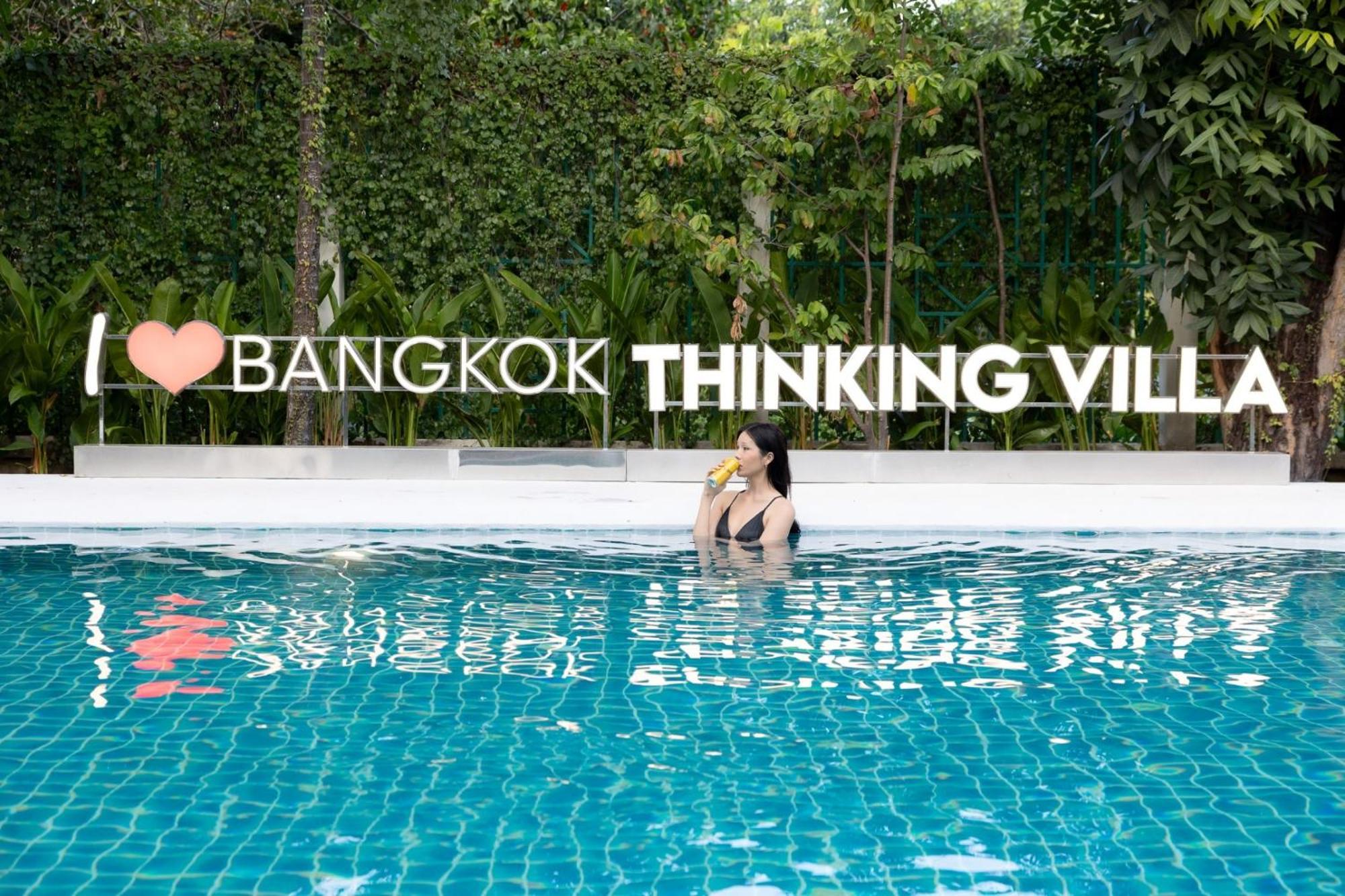 曼谷2000平方米庄园别墅，超大泳池sukhmvit位置绝佳，9间卧室，私人ktv Vila Bangkok