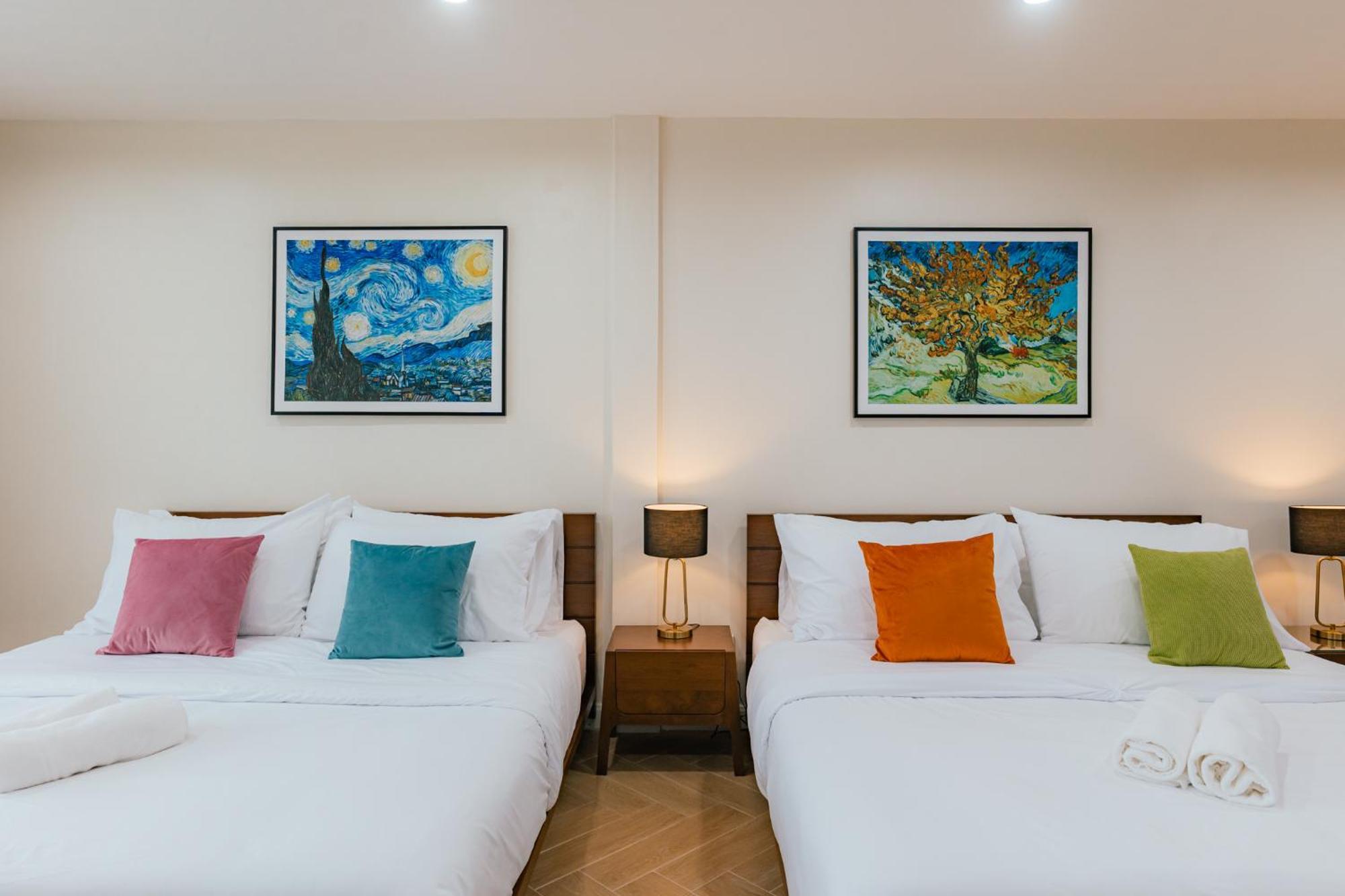 Modern - 6beds, Center, Phrom Phong Bts, Em District, Terminal 21 Villa Bangkok