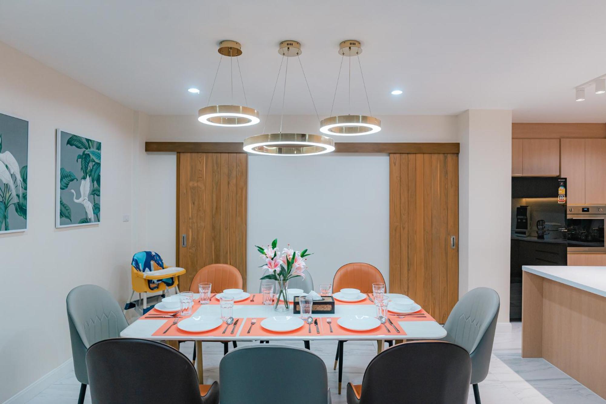 Modern - 6beds, Center, Phrom Phong Bts, Em District, Terminal 21 Villa