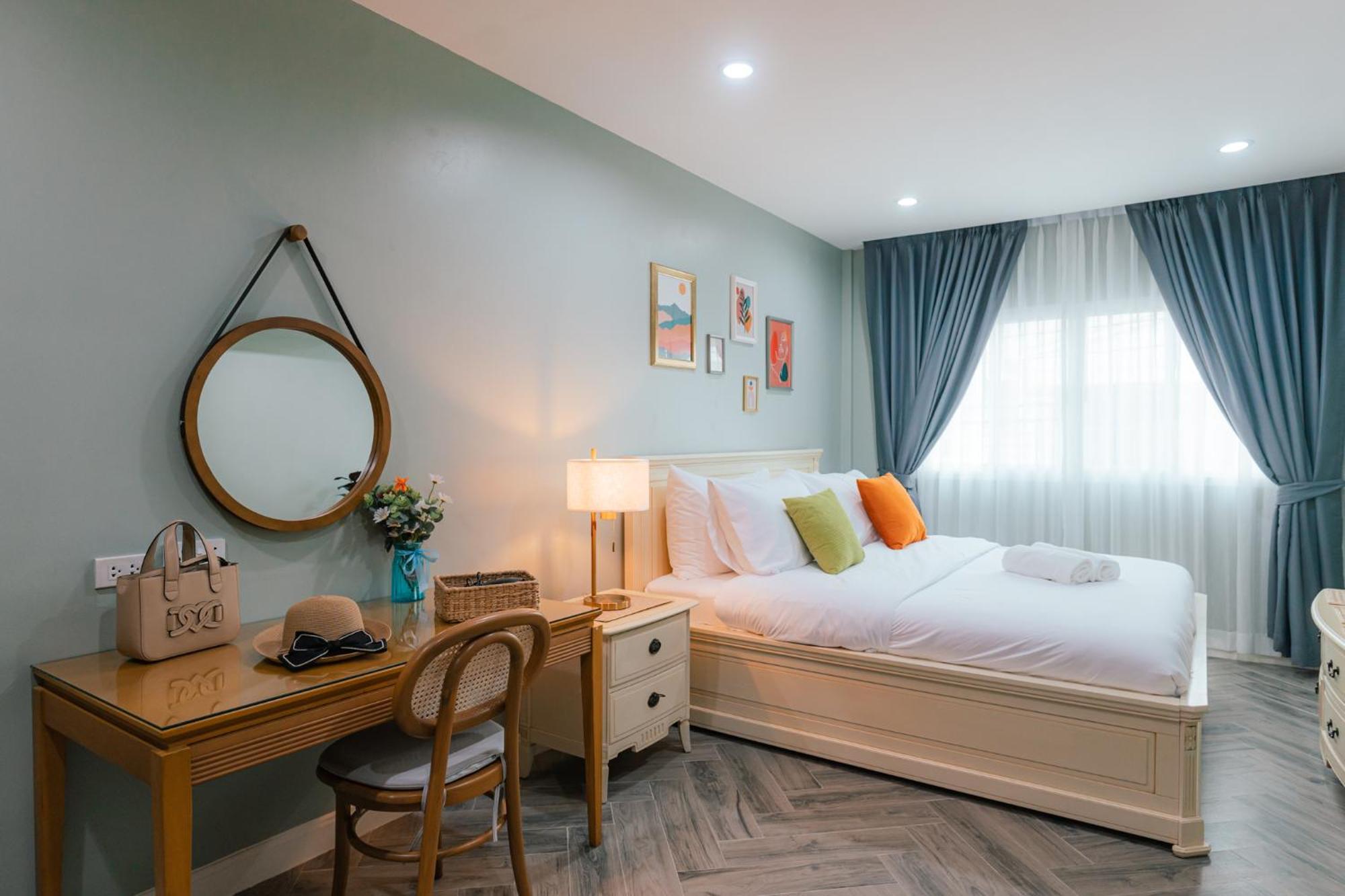 Villa Modern - 6beds, Center, Phrom Phong Bts, Em District, Terminal 21 *