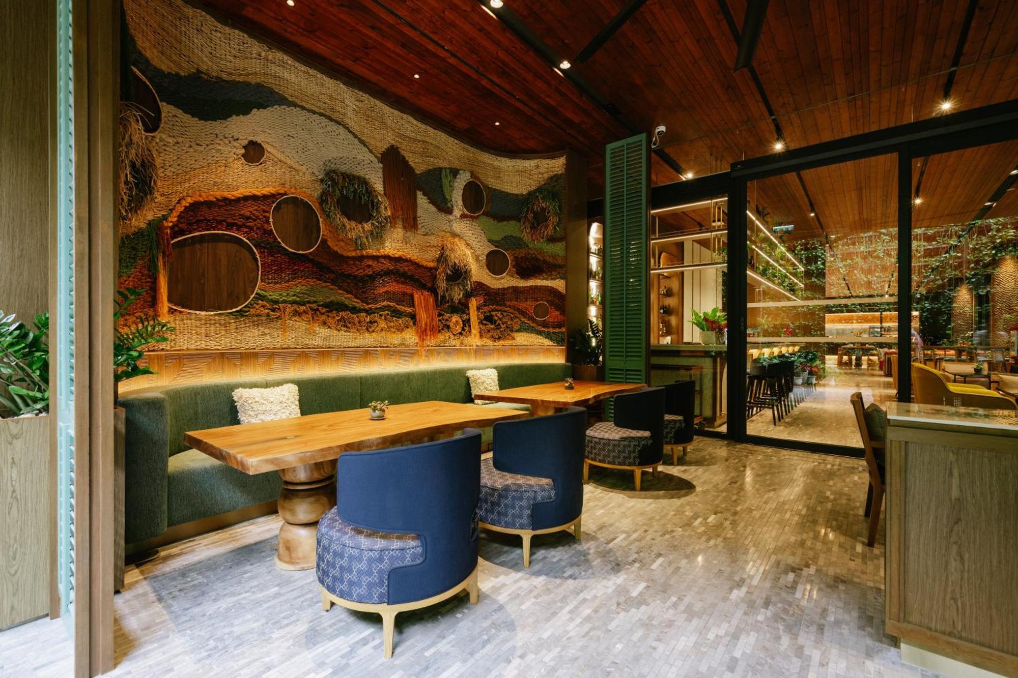 Ad Lib Bangkok