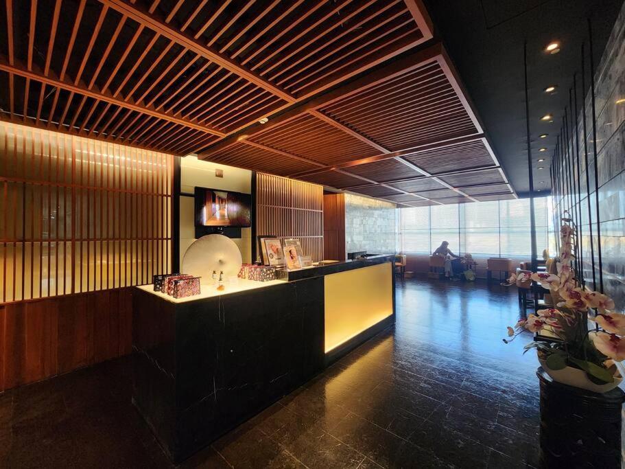 Apartment Sathorn Sky View Rooftop Bar Bangkok