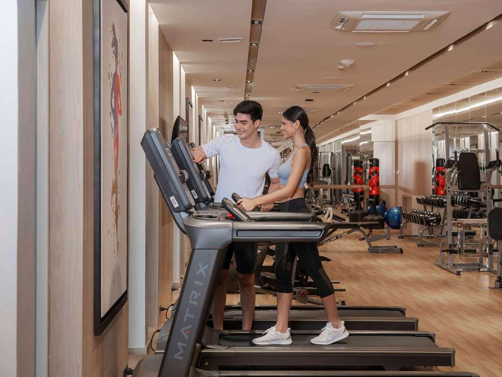 Novotel Living Sukhumvit Legacy Hotel *
