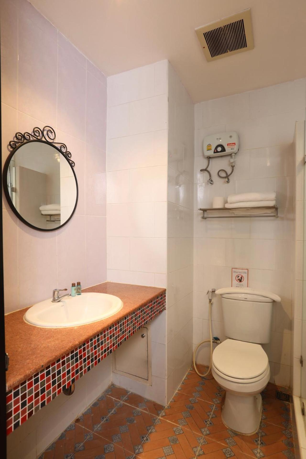 Hotel F Sukhumvit 3*