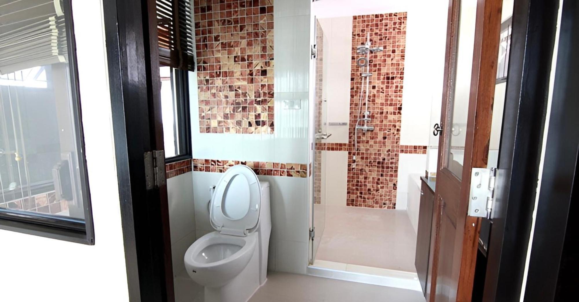 3 Bedrooms In Ekkamai,sukhumvit