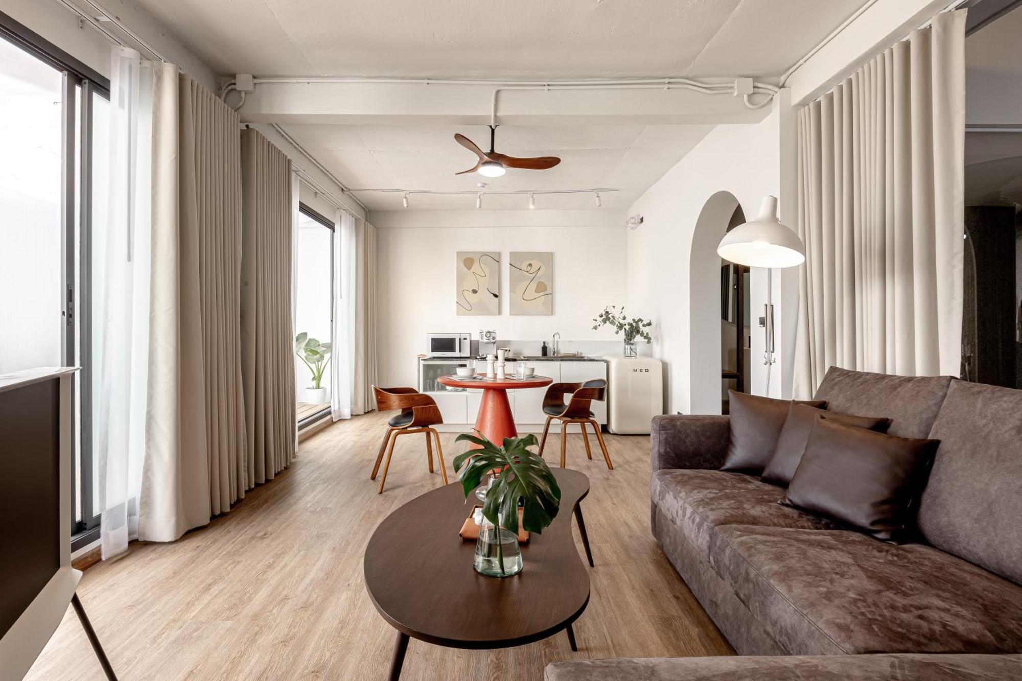 Apartment The Lair - 3mins Walk To Icon Siam Bangkok