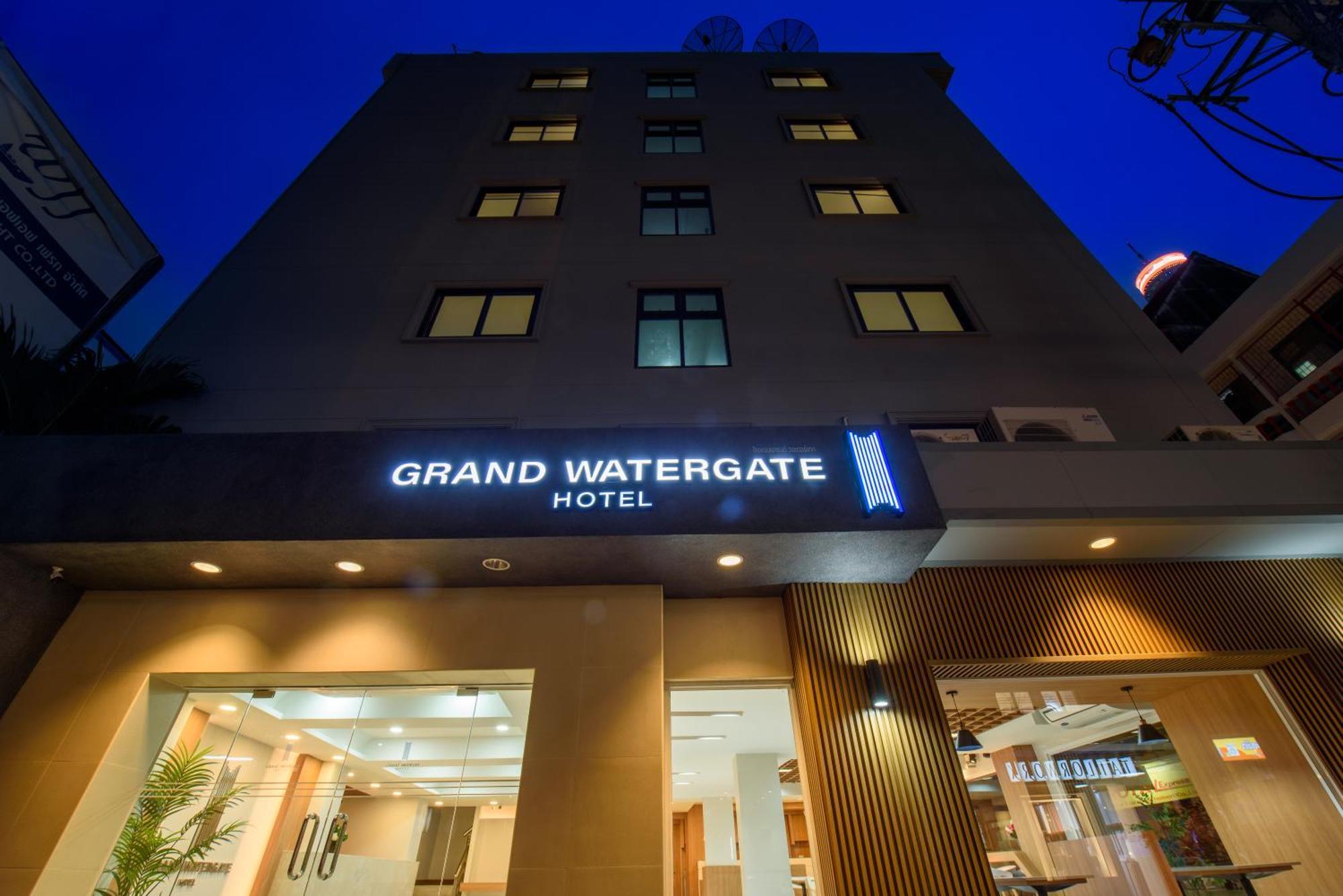 Hotel Grand Watergate 3*