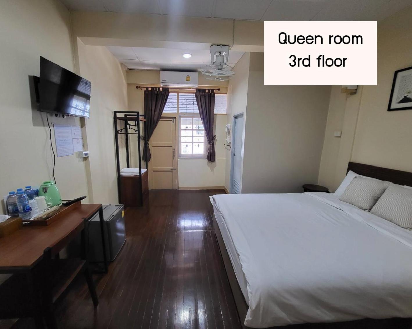 Hotel Achcha - Itsaraphap Mrt Station - Wat Arun Bangkok