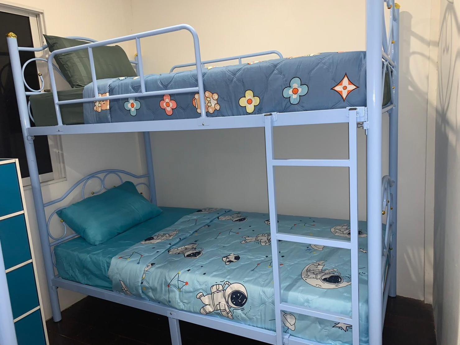 Green Apple Khaosan Hostel