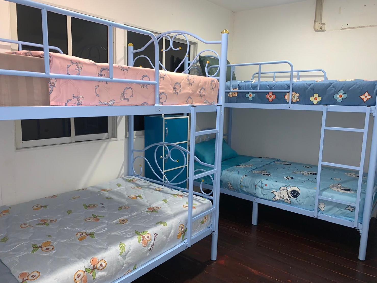 Green Apple Khaosan Hostel *