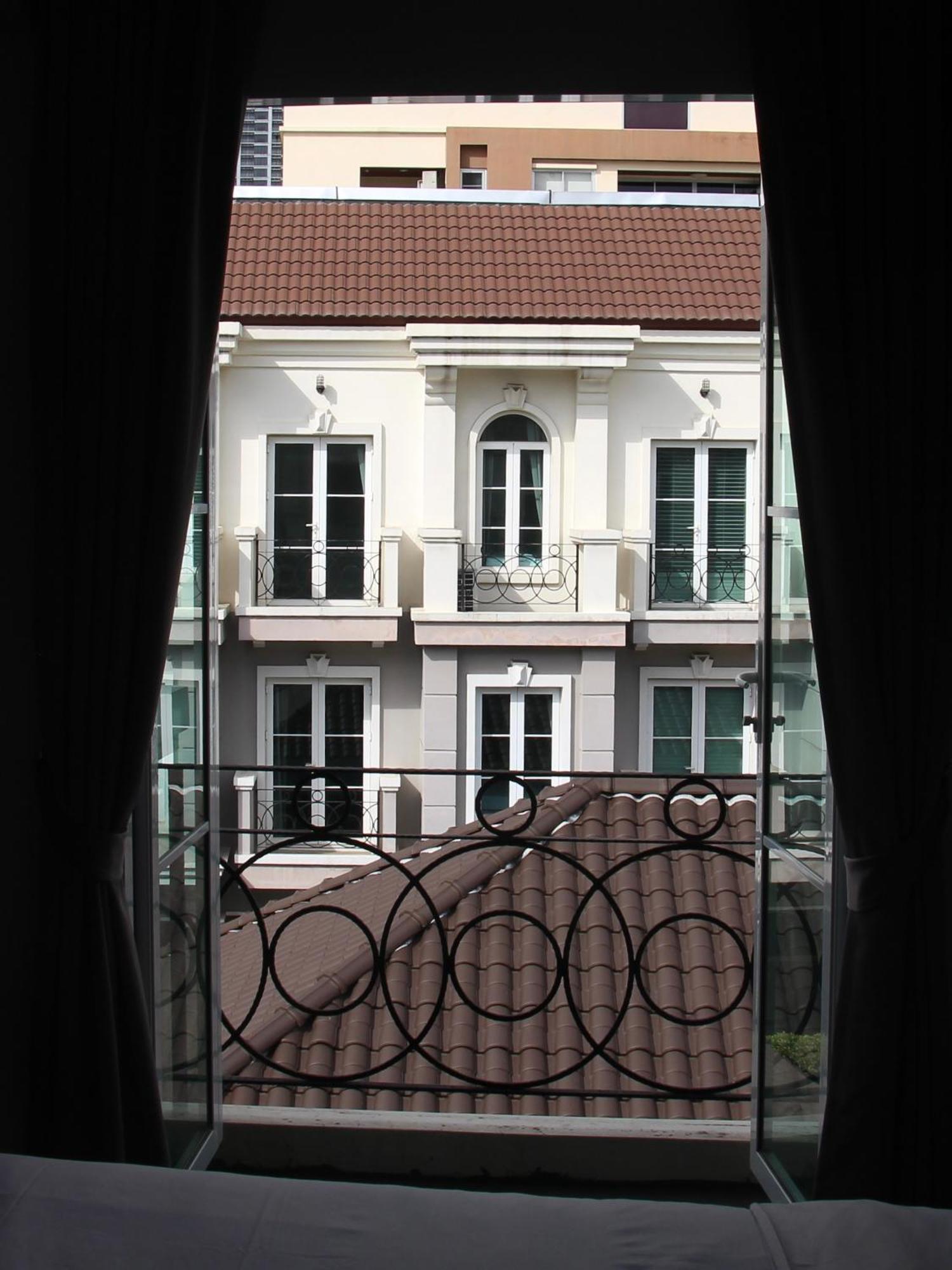 Entire 3br Townhome, Pool, Sukhumvit, Bts&mrt Asok Holiday home *