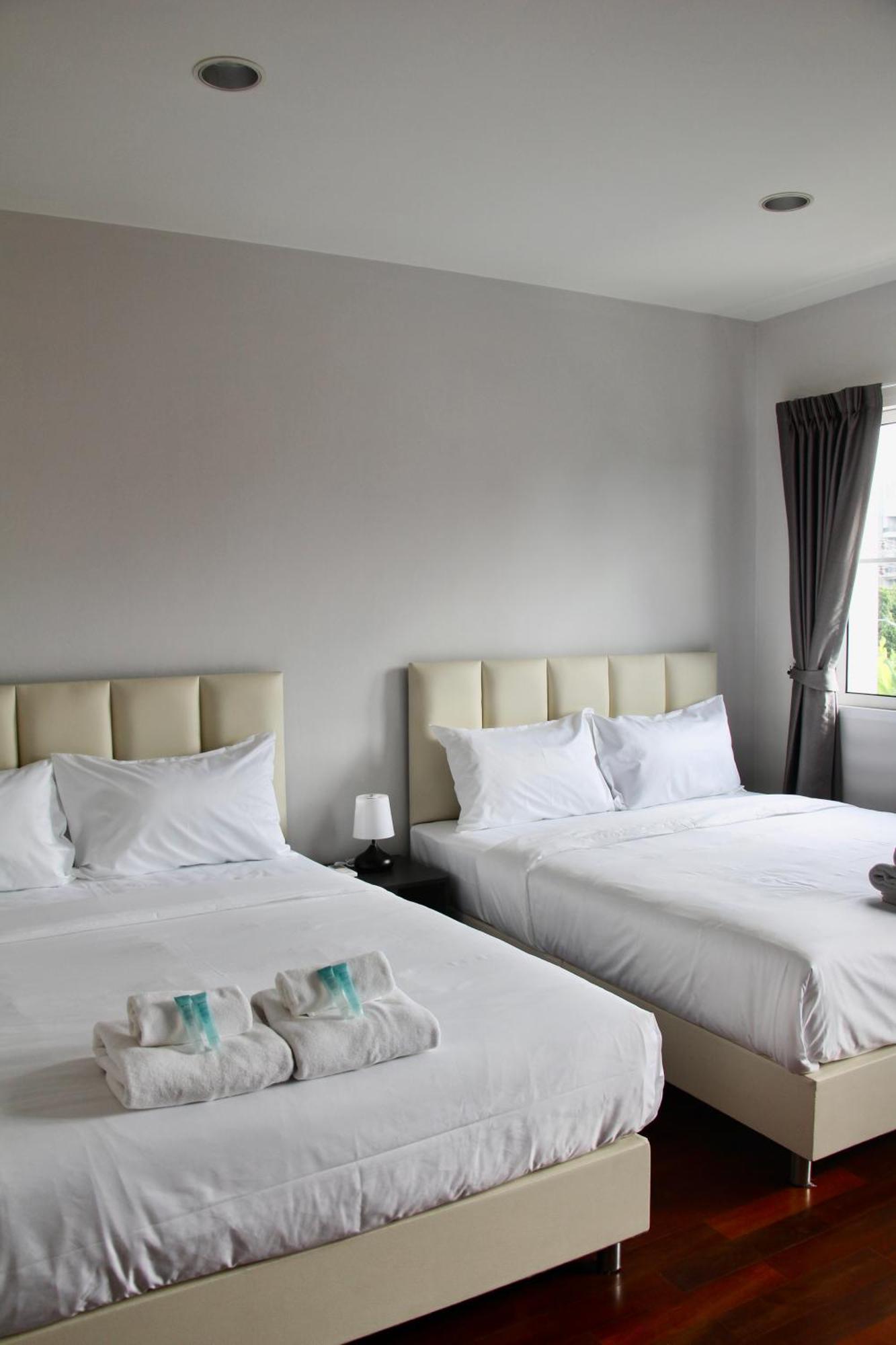 Entire 3br Townhome, Pool, Sukhumvit, Bts&mrt Asok *