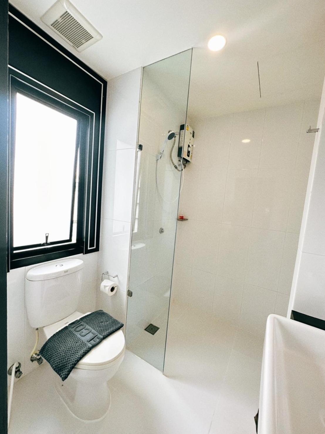 14 Sathorn No-parking Hotel