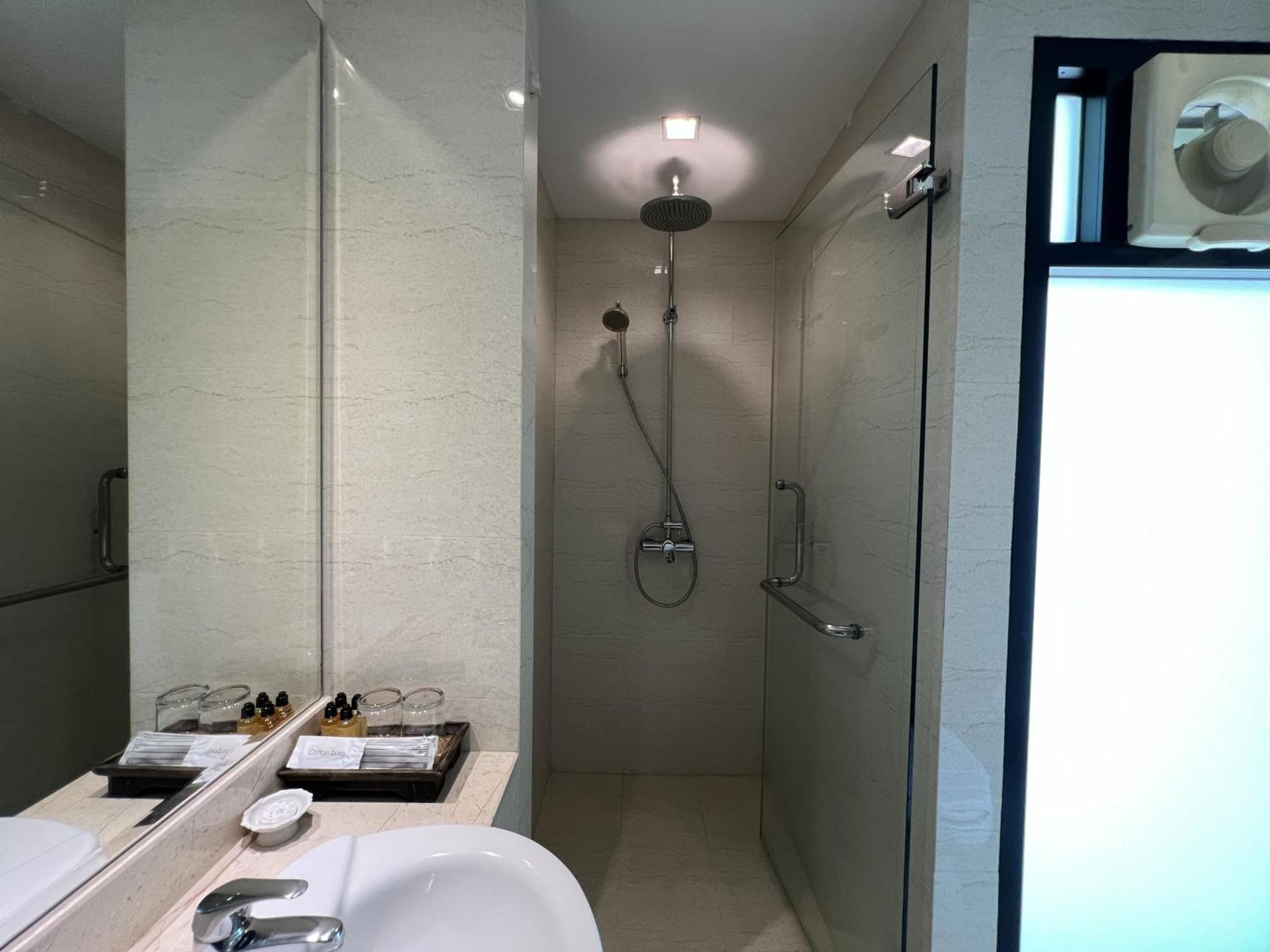 Silom Forest Exclusive Hotel 3*