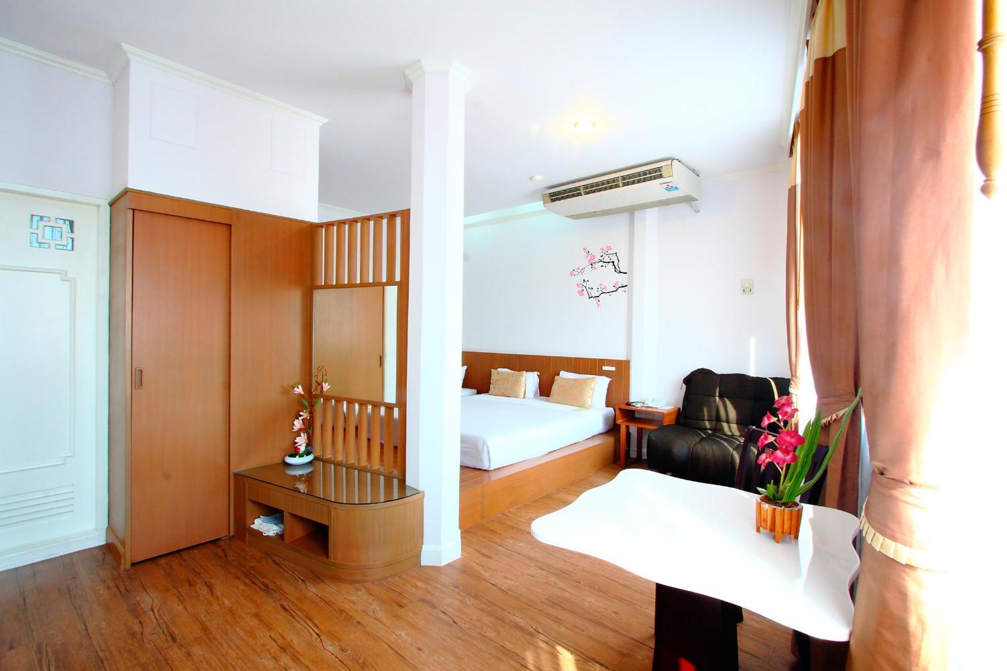 Hotel China Town - Sha Certified 3*