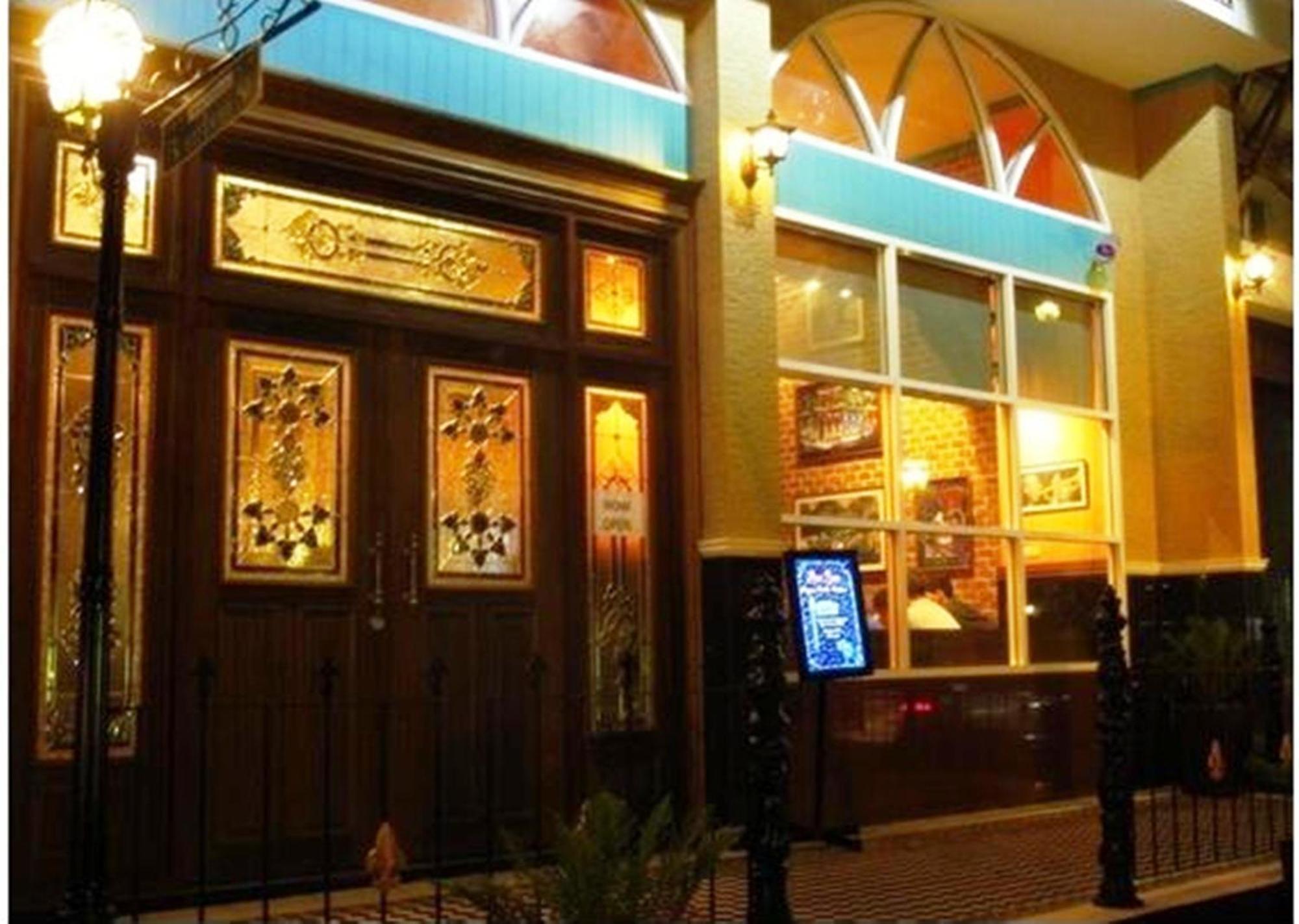 Hotel Bourbon St. Boutique 4*