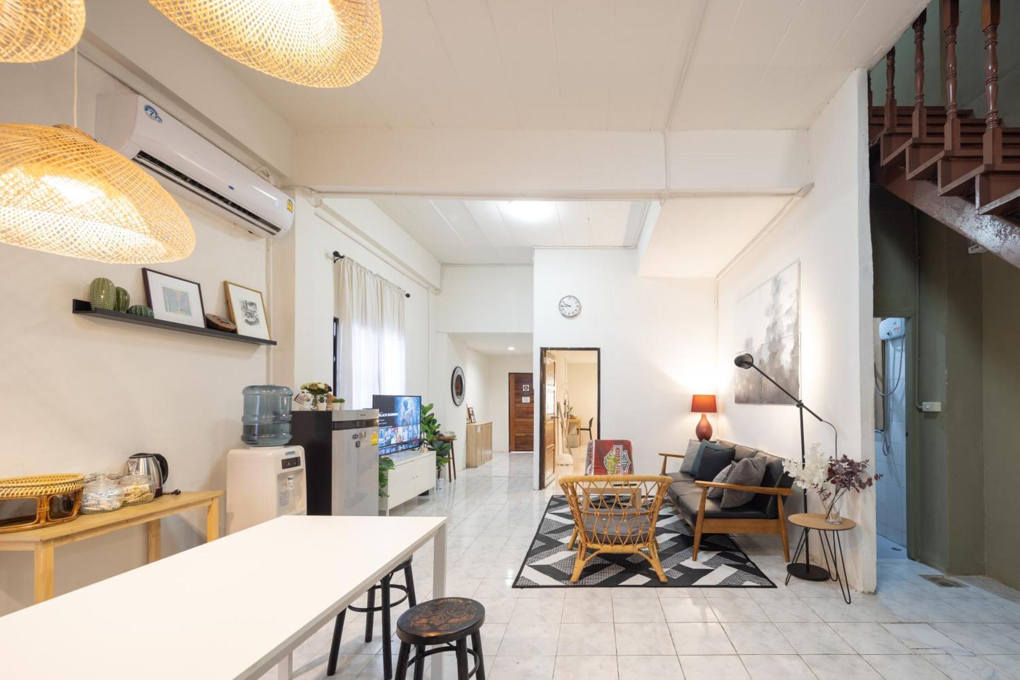 Homestay Bai Bua House Chatuchak
