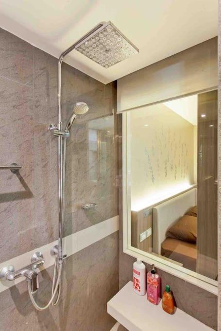 Apartment Center Thonglor 80 Bts 200m Checkin24h Gym&pool