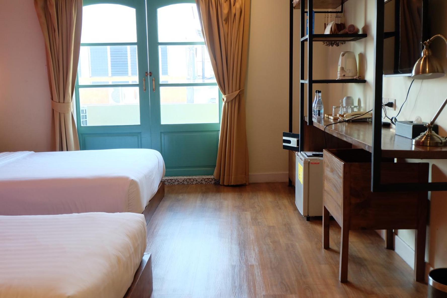Siri Poshtel - Sha Extra Hostel Bangkok