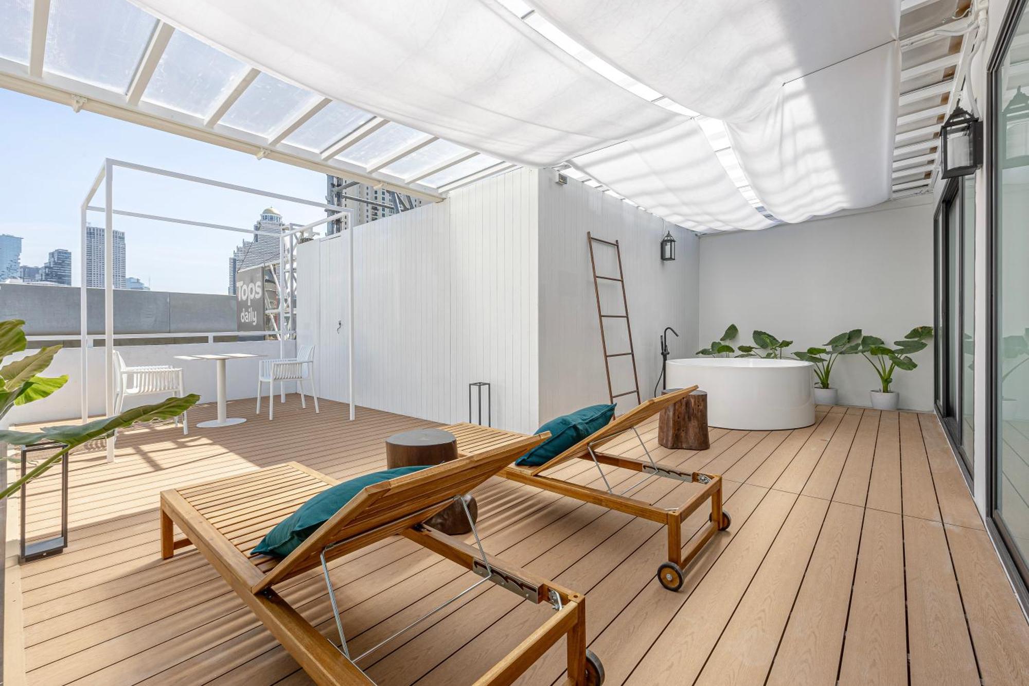 Apartment The Lair - 3mins Walk To Icon Siam Bangkok