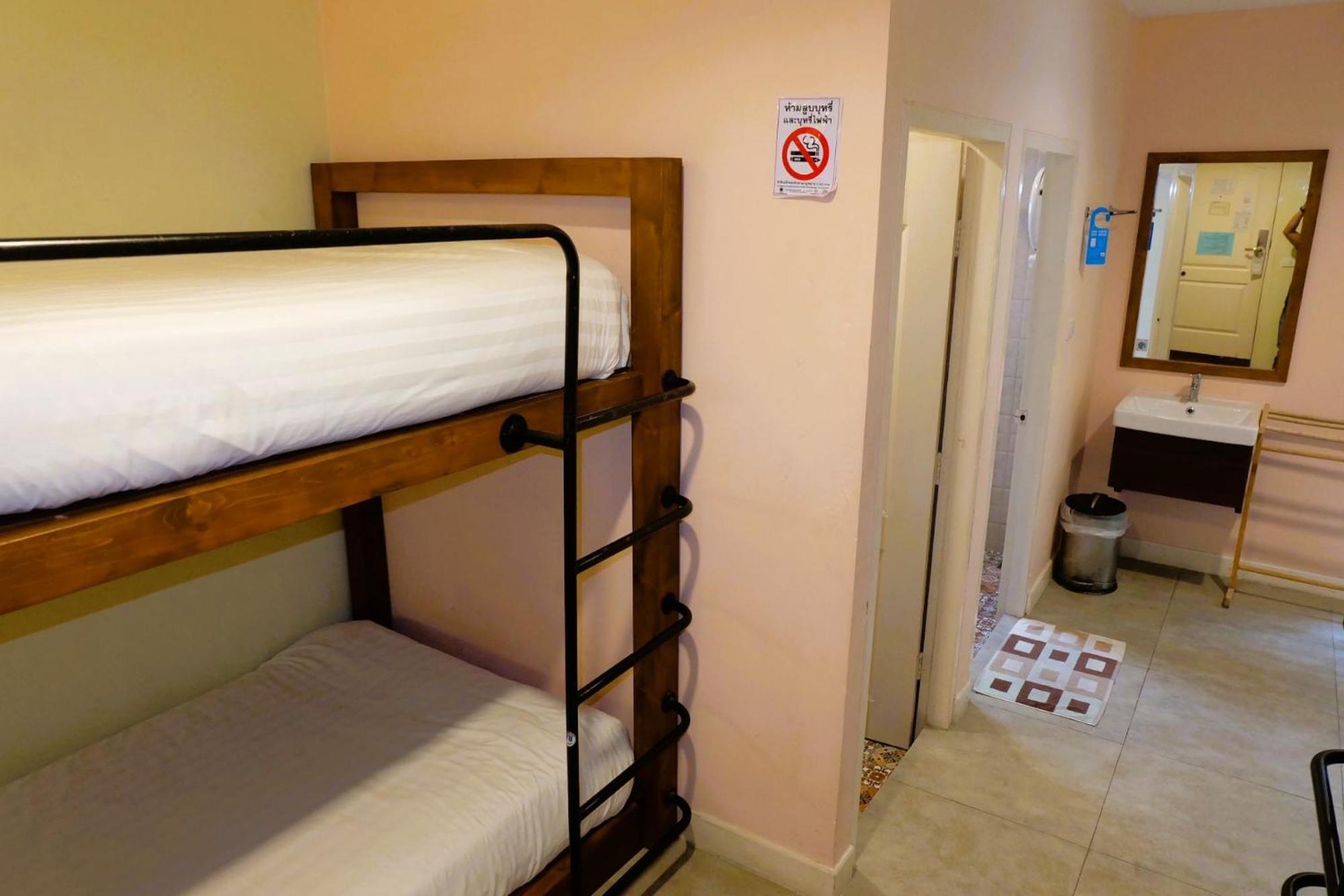Siri Poshtel - Sha Extra Hostel Bangkok