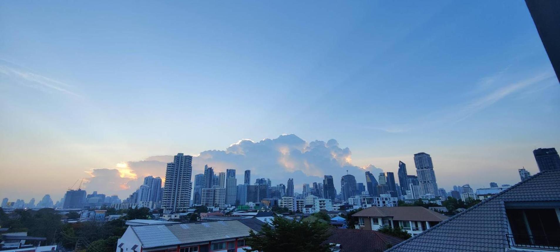 Skyline View - Bts Thong Lo Apartment Bangkok