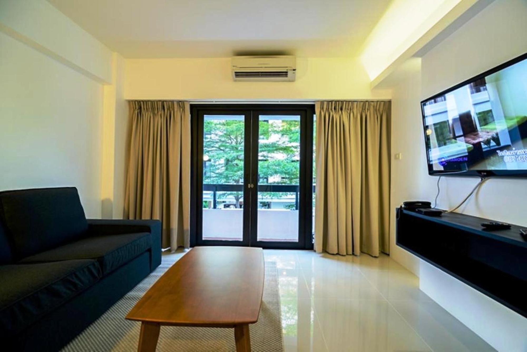 Uma Hotel