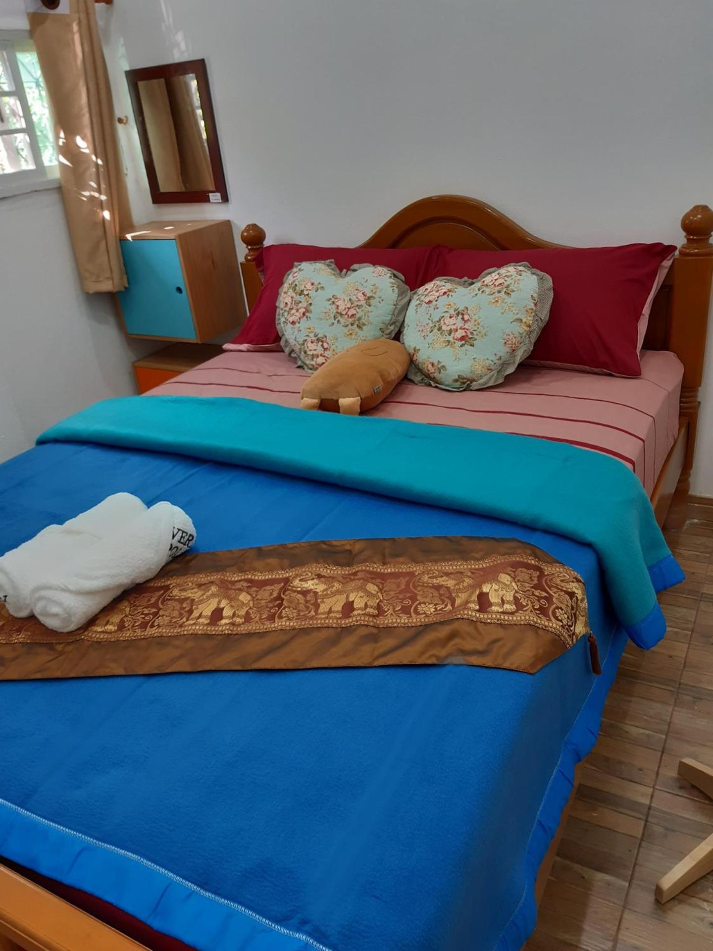 A & P House Homestay *