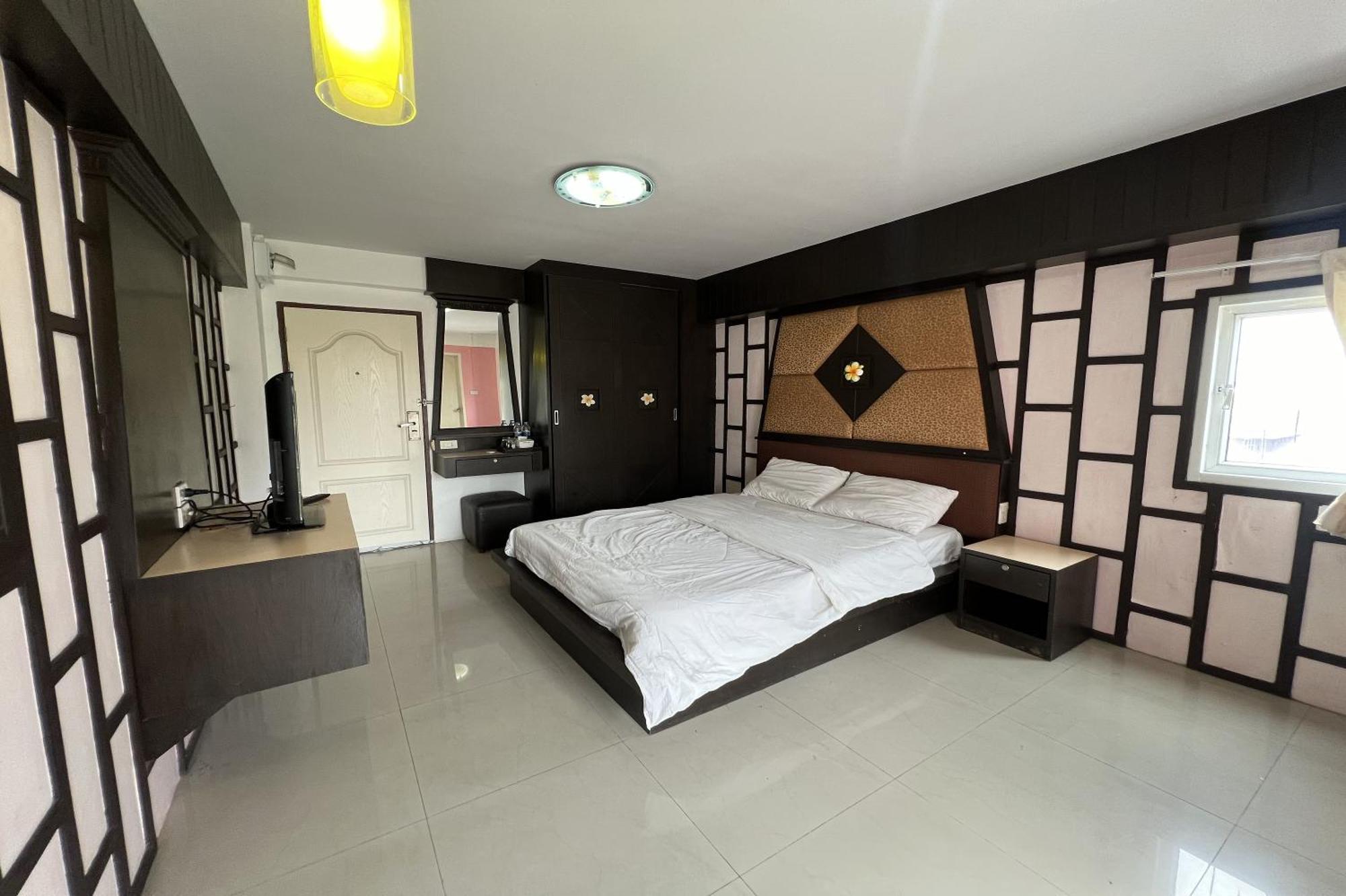 Phongsathon Mansion Bangkok