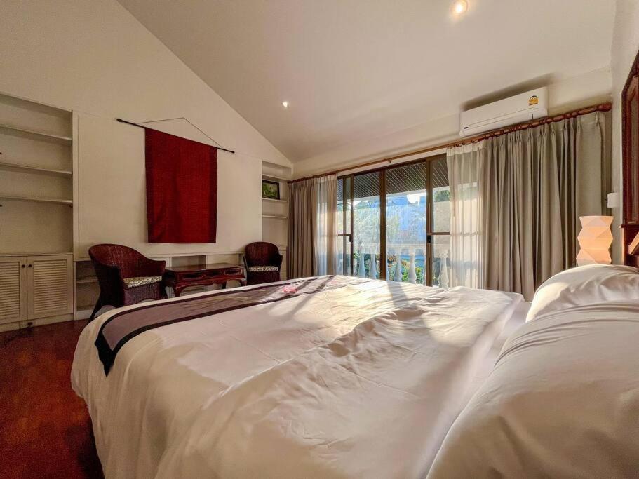 4br Entire House Center Bts Sky Train Mall * Bangkok