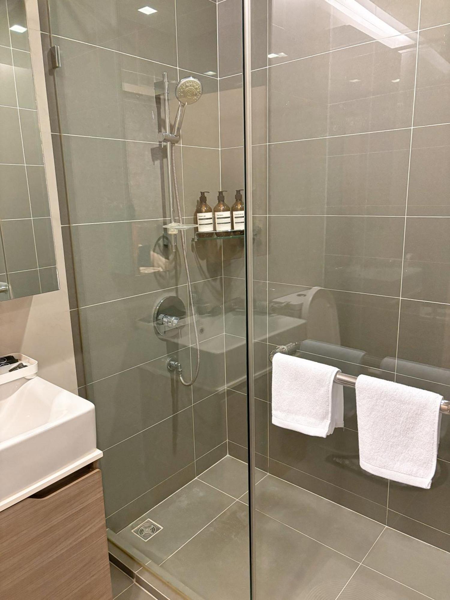 #gj2 Thonglor Ekkamai Sukhumvit * Bangkok