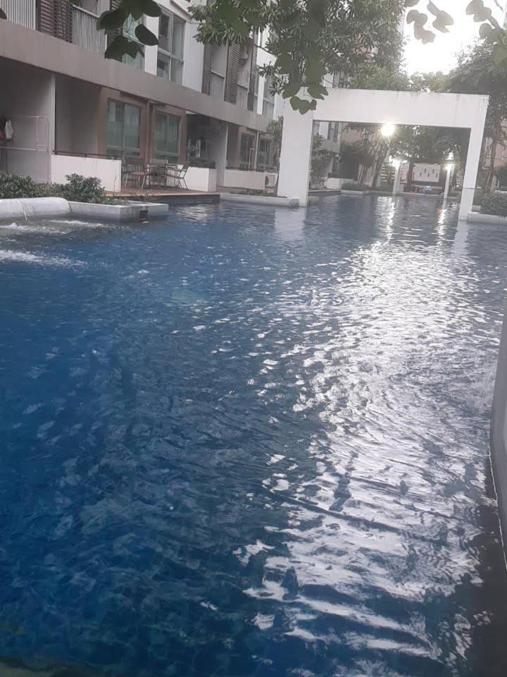 Apartment In The Big