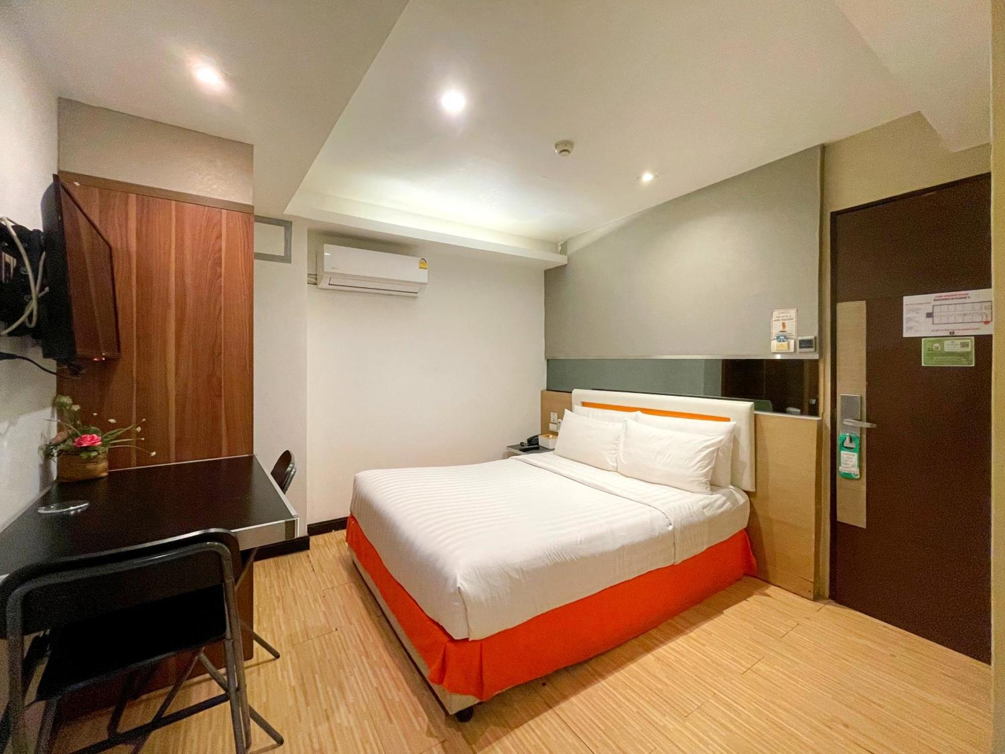 Hotel Arawana Express Phromphong