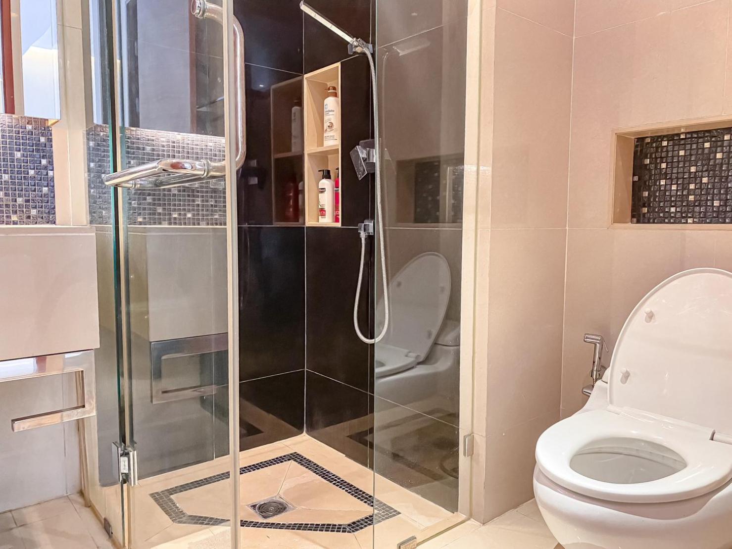 Grand Modern 2br - Ultra Fast Wifi - Phrom Phong Apartment