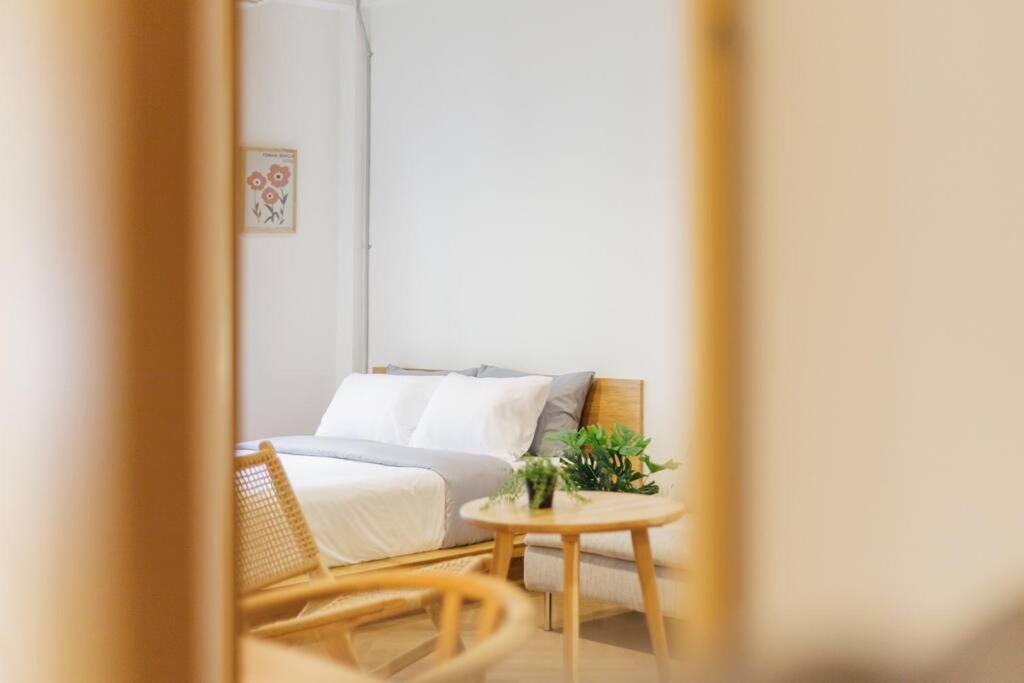 Hotel Wabisabi 3 Min To Train Station Bangkok