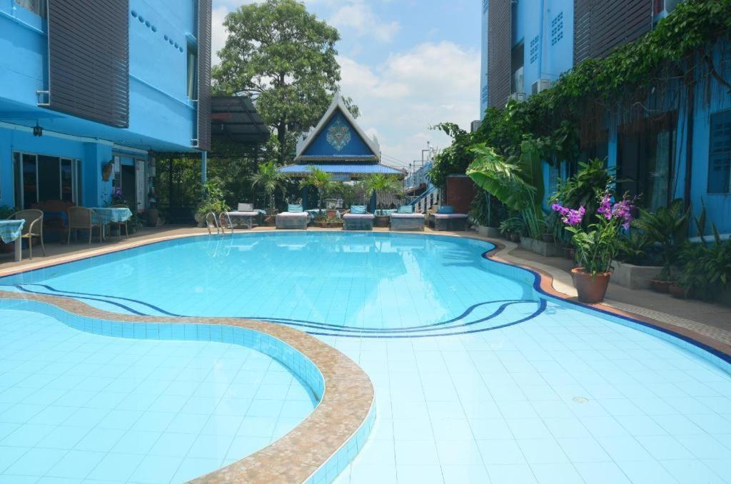 Hotel Sananwan Palace 2*