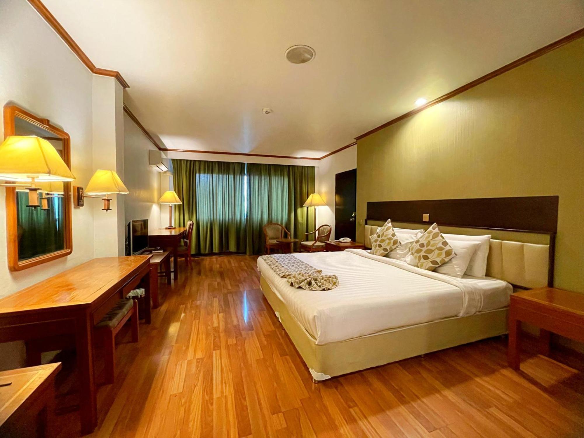 Arawana Regency Park Sukhumvit Hotel Bangkok
