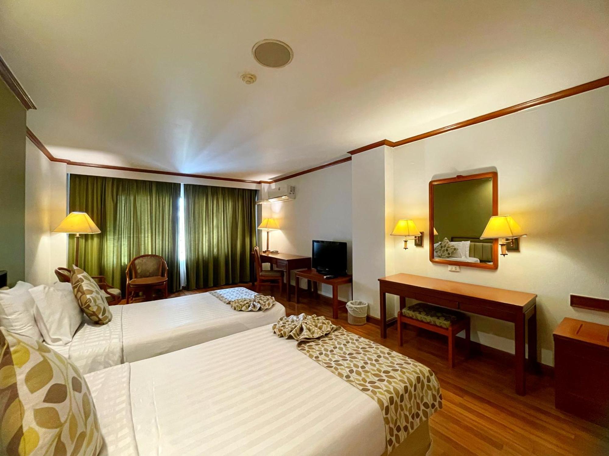 Arawana Regency Park Sukhumvit 4* Bangkok