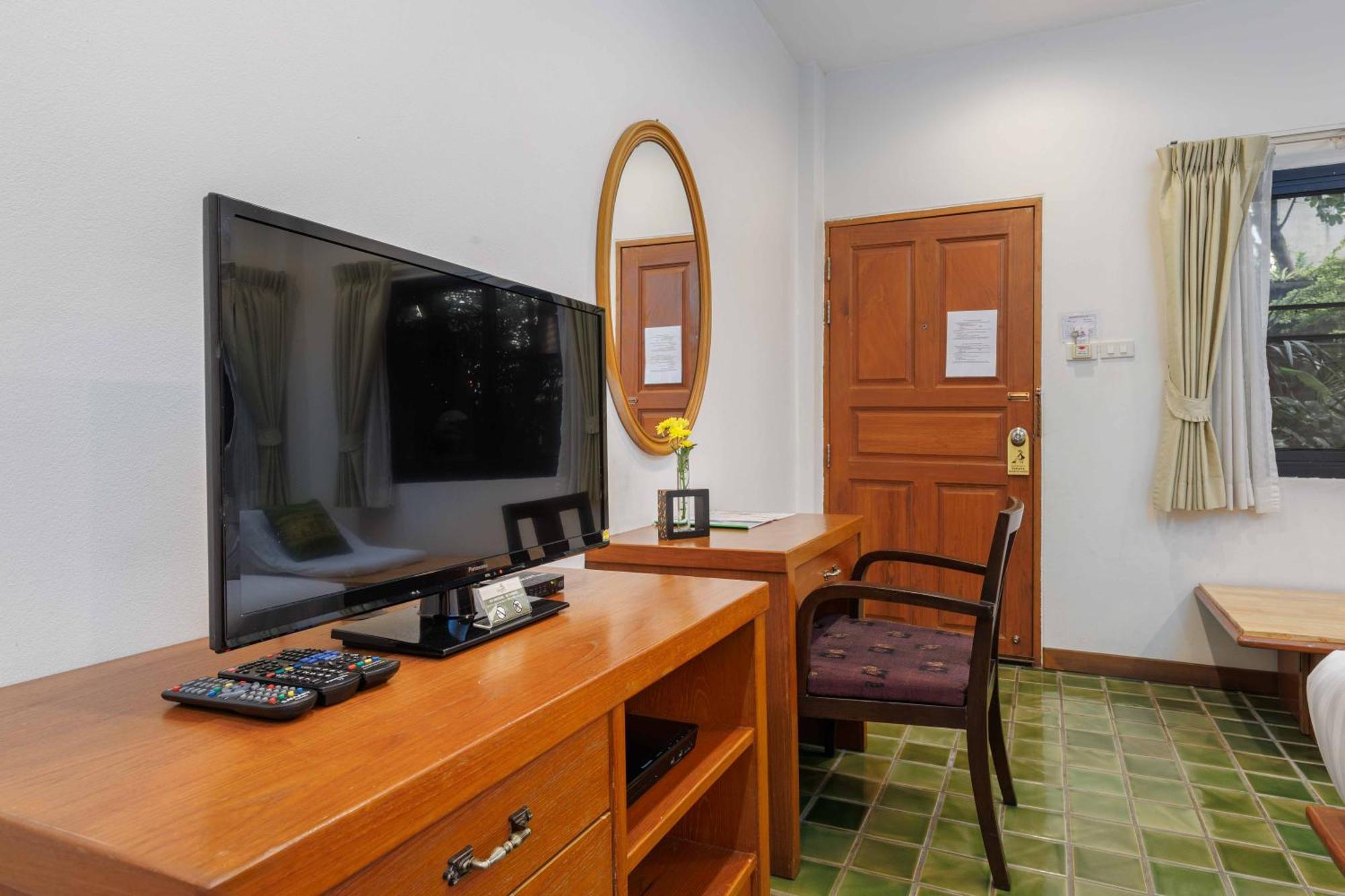 Hotel Charlie House Pin Klao