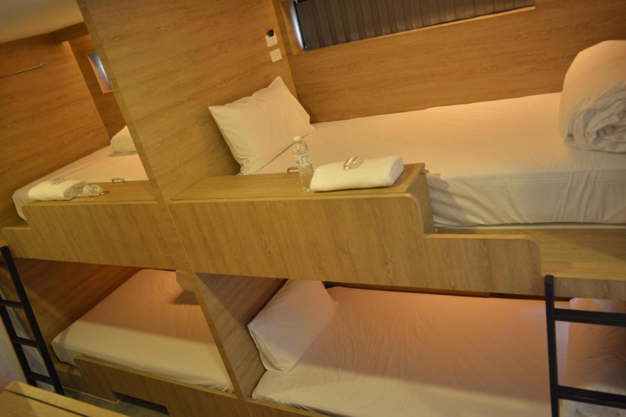 Hostel Rezt