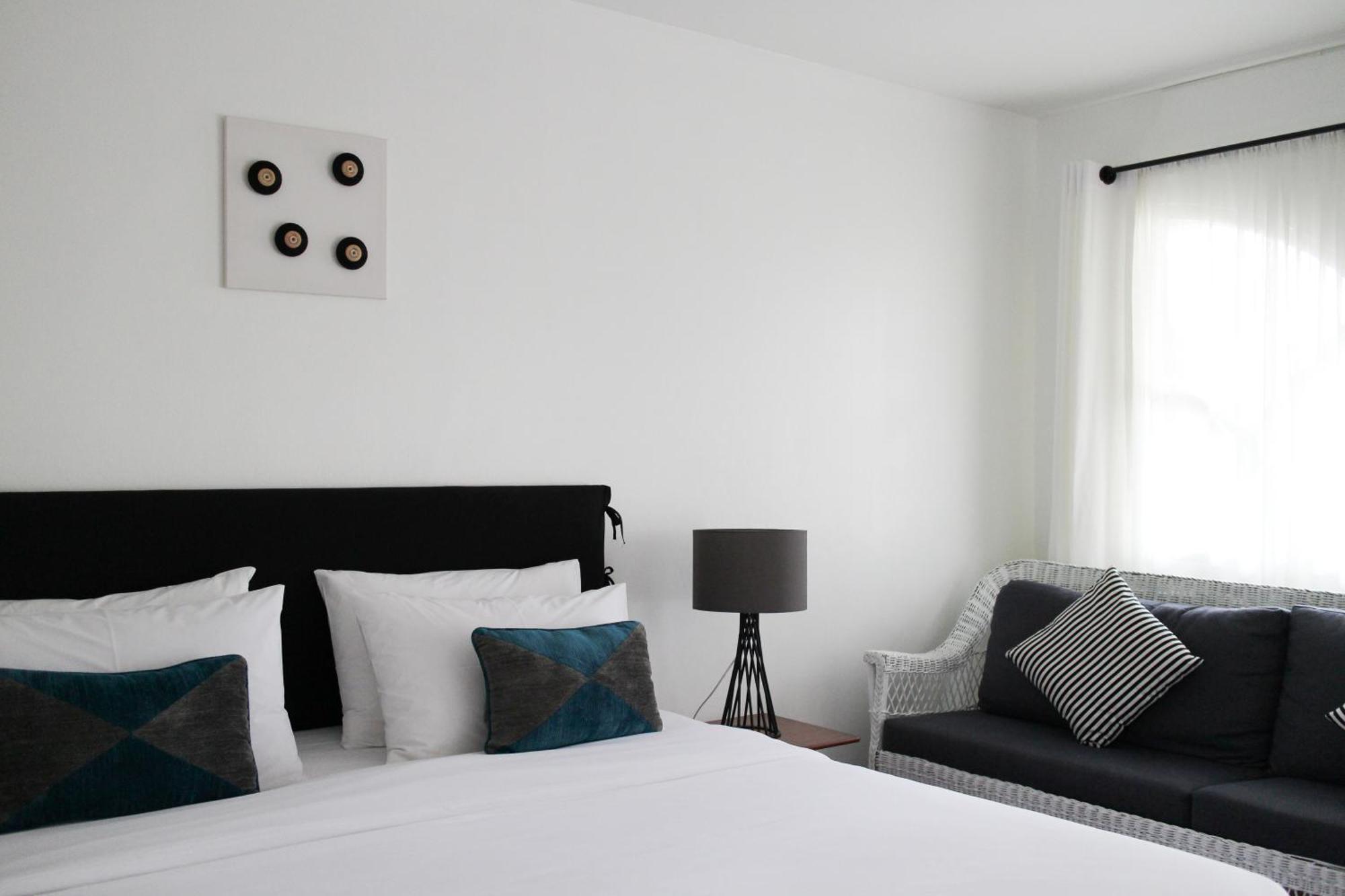 Aster 9 House Bed & Breakfast *