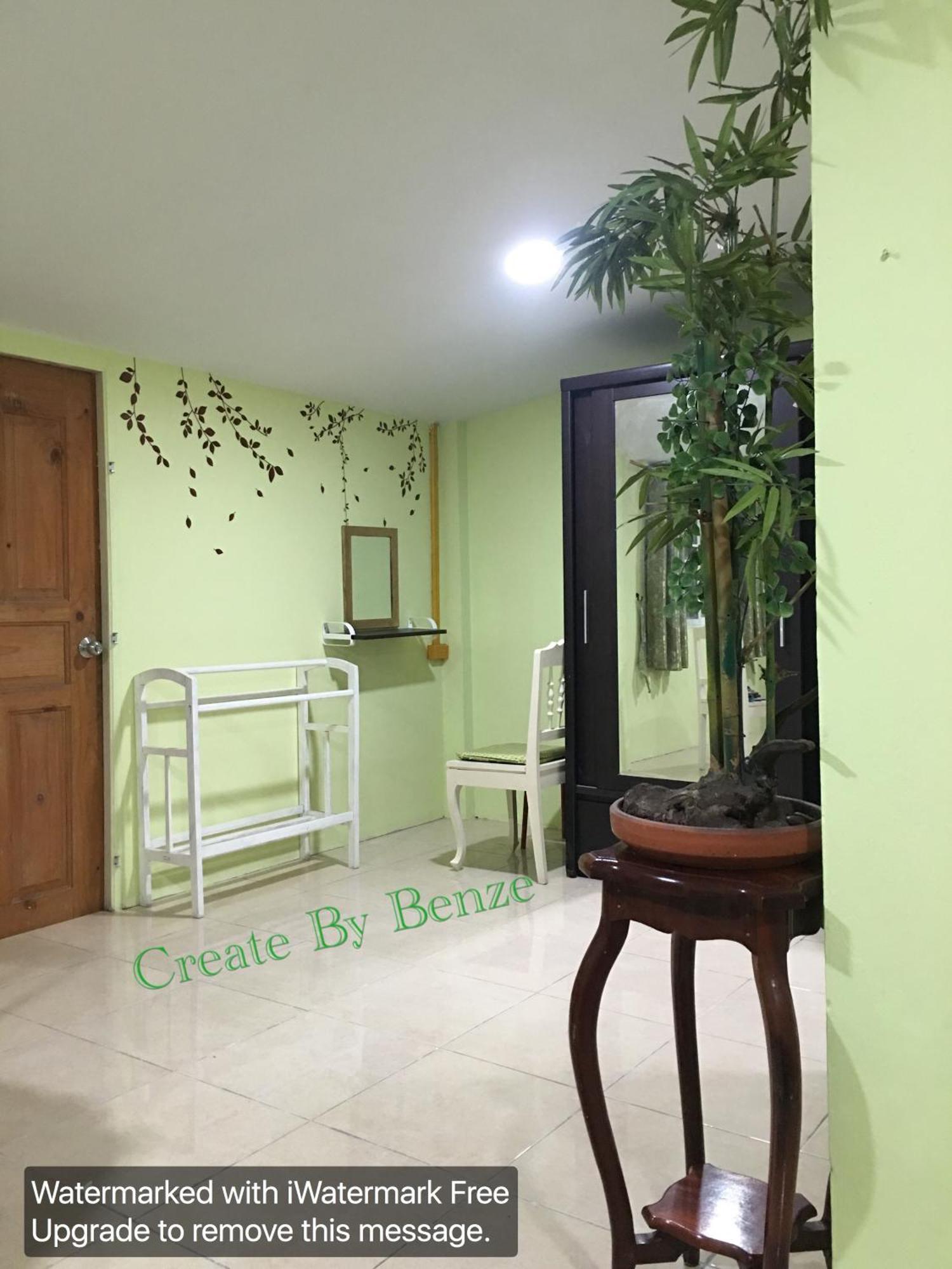 Greenroom Very Close Hospital Bkk Homestay