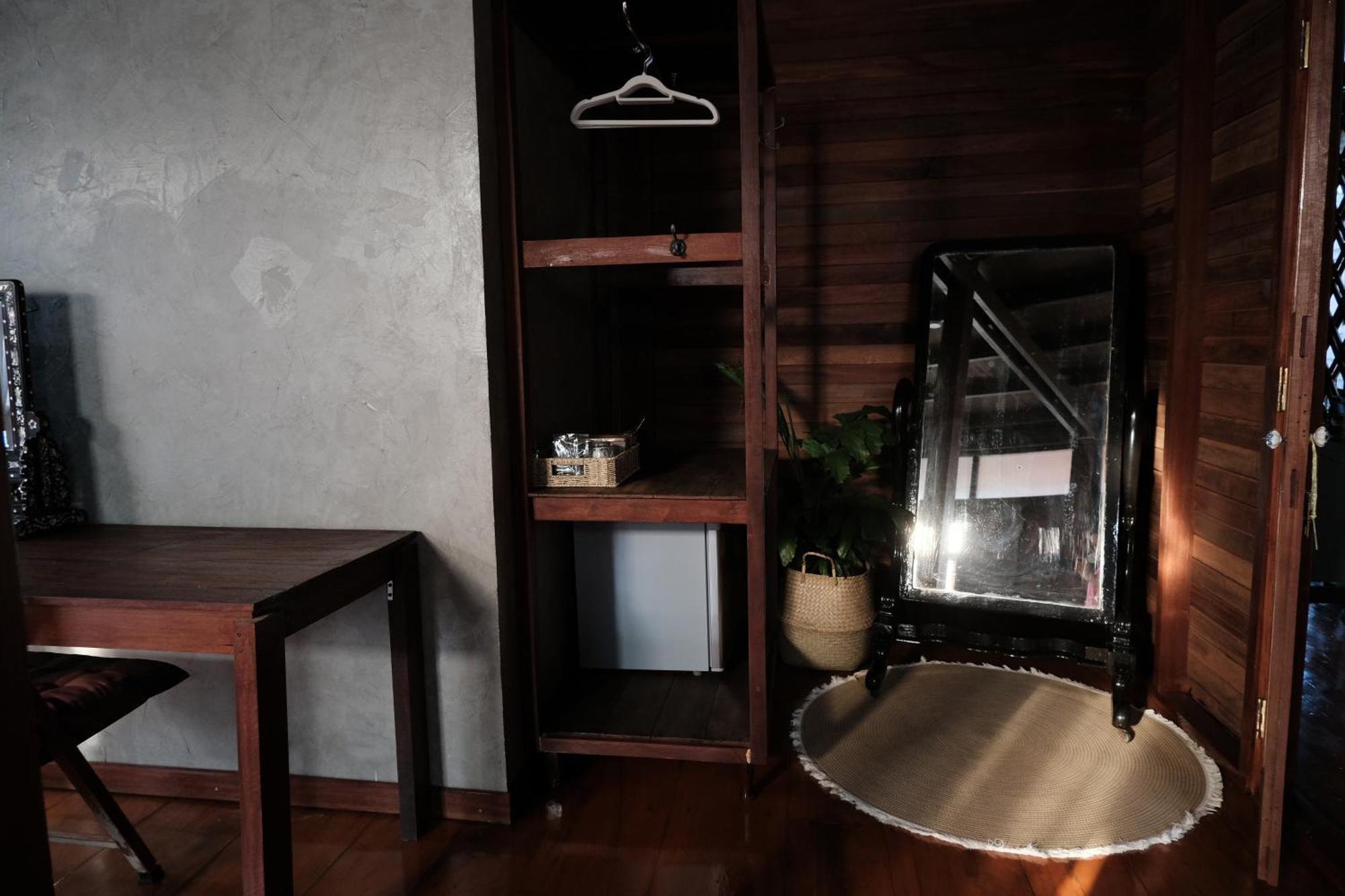 Bannai Bangkoknoi บ้านในบางกอกน้อย Homestay *