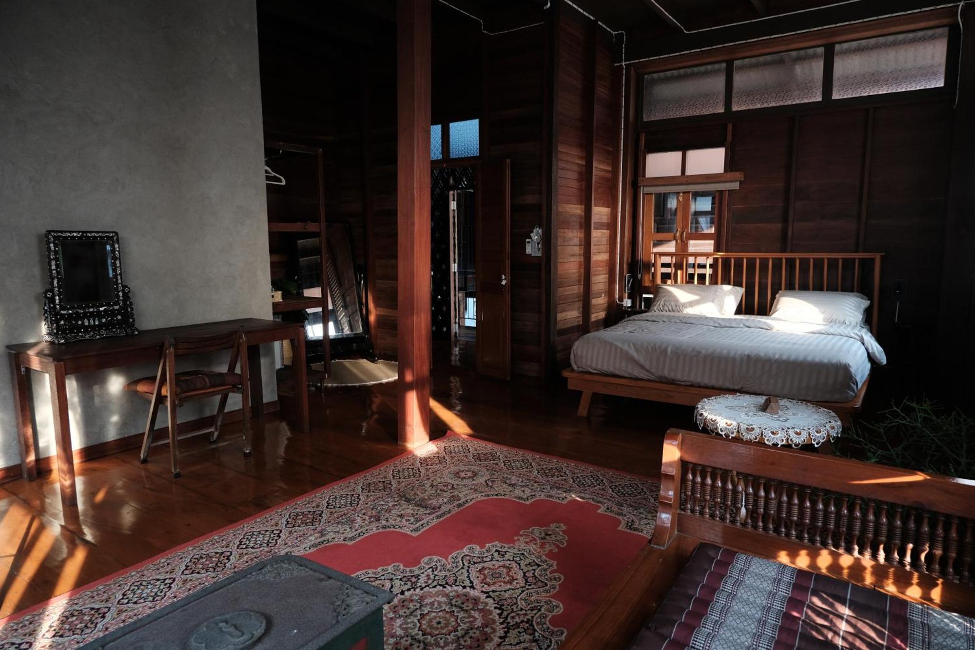 Bannai Bangkoknoi บ้านในบางกอกน้อย Bangkok