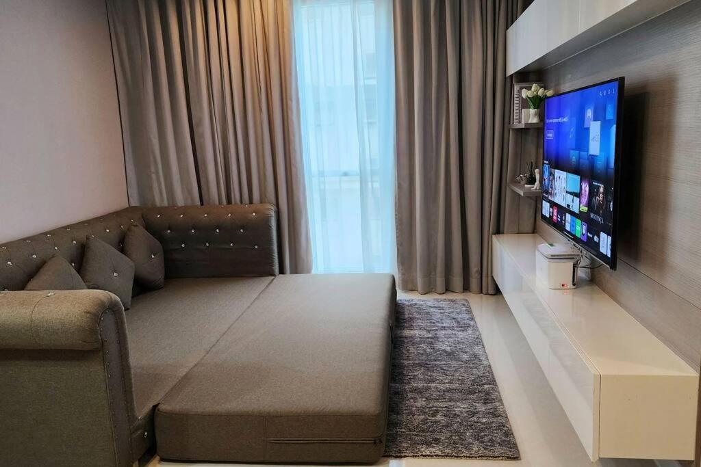 - Sukhumvit Soi 5 Bts Nana- Size 50m2 Bangkok