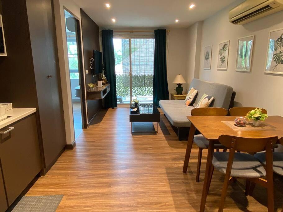 1 Bedroom Sukhumvit Thonglor Apartment Bangkok