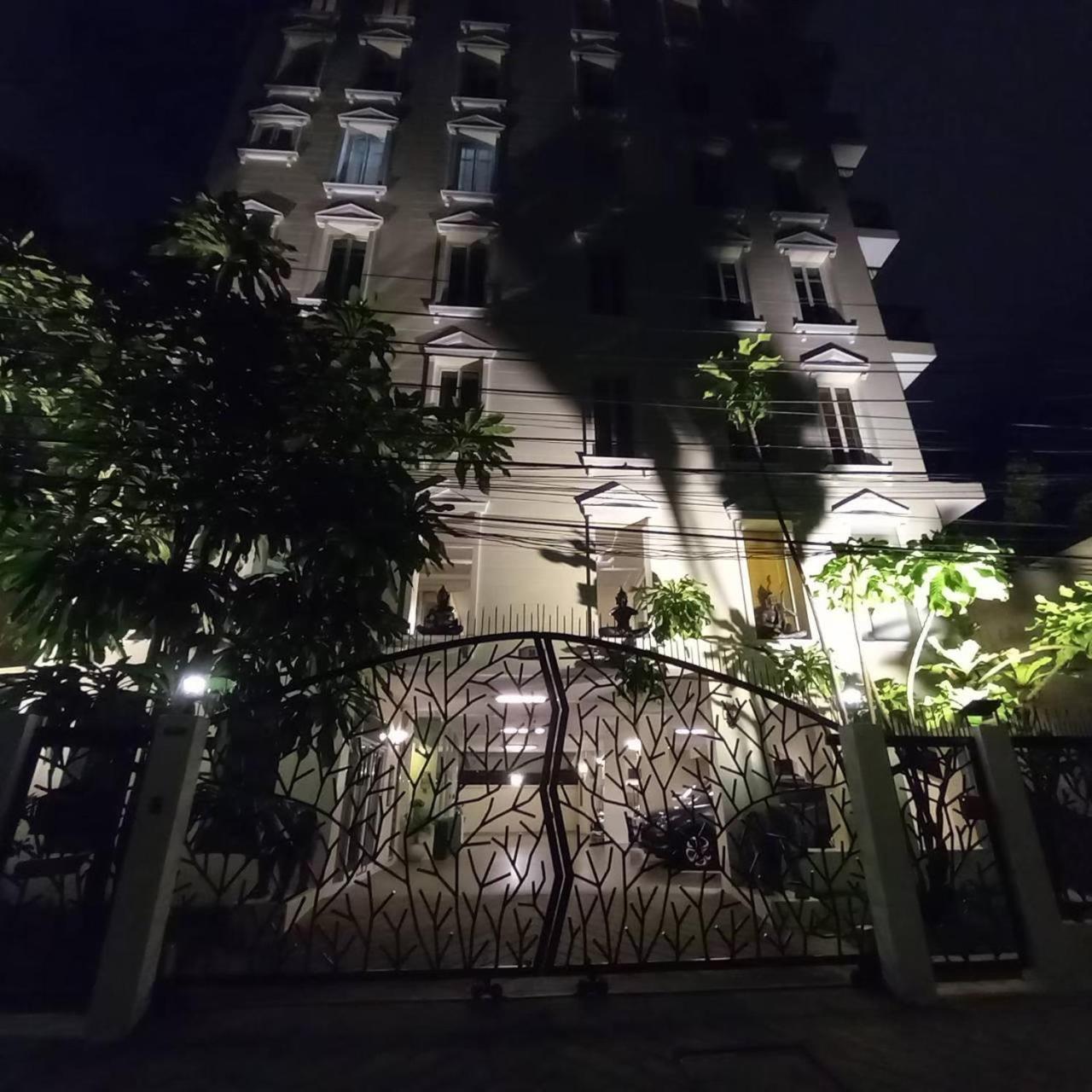 Apartment Chezmoi Sukhumvit 26 Private Executive 444 Bangkok