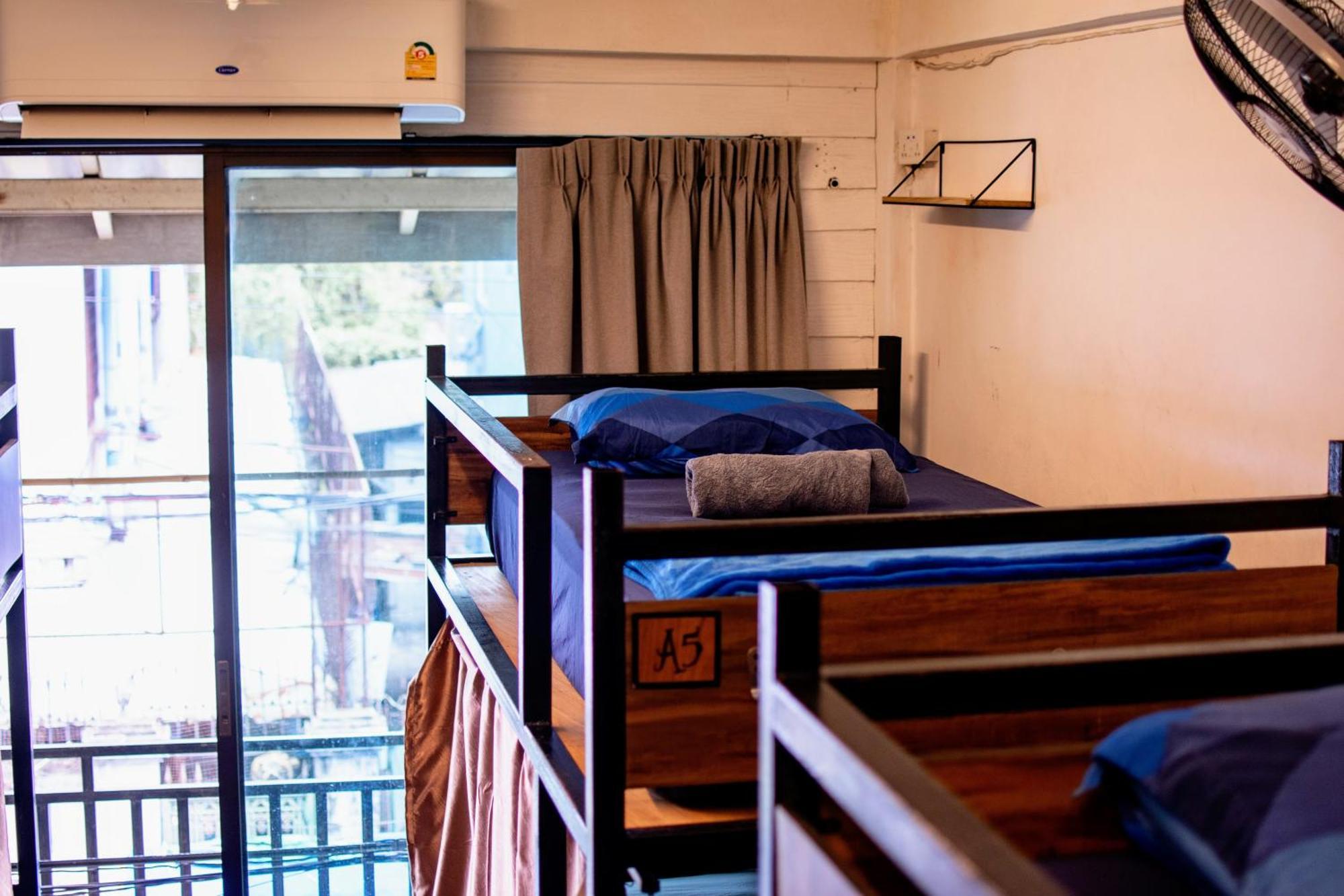 Hostel Back Backpackers Bangkok
