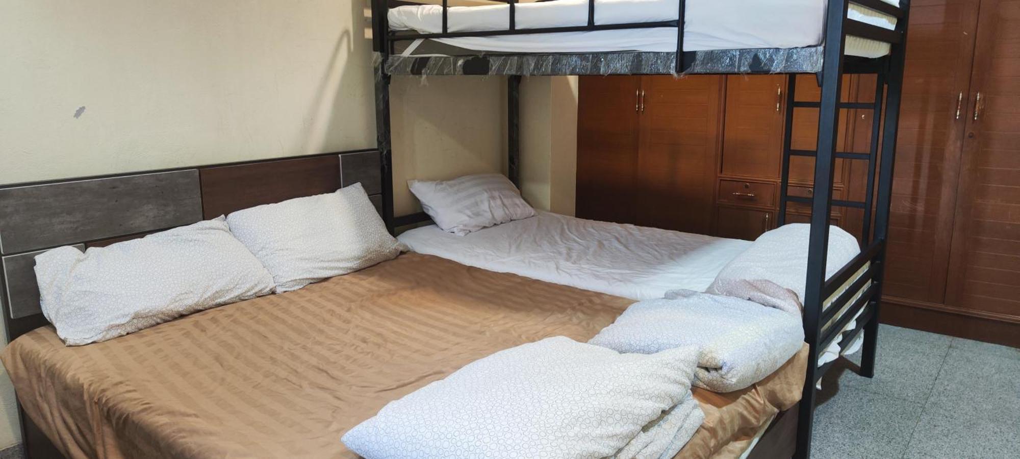 Baan1668 Hometel Near Chinatown One Hostel *