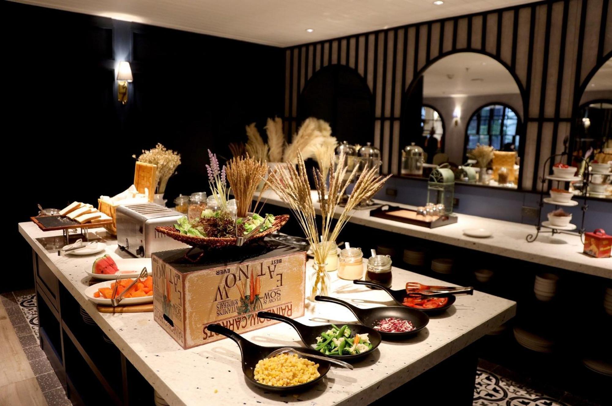 The Quartier Phromphong - Thonglor